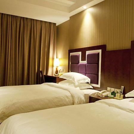 Yuwei Business Hotel Guilin Exteriör bild